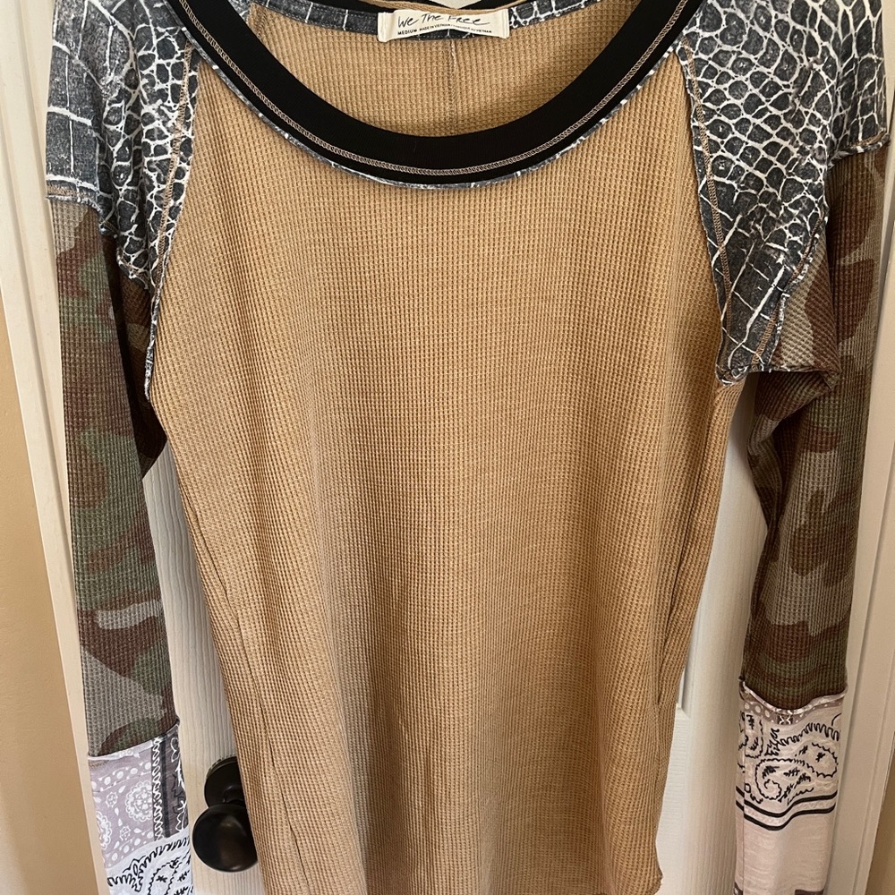 Free People Tan and Cream Graphic Long Sleeve Tee, size Medium
